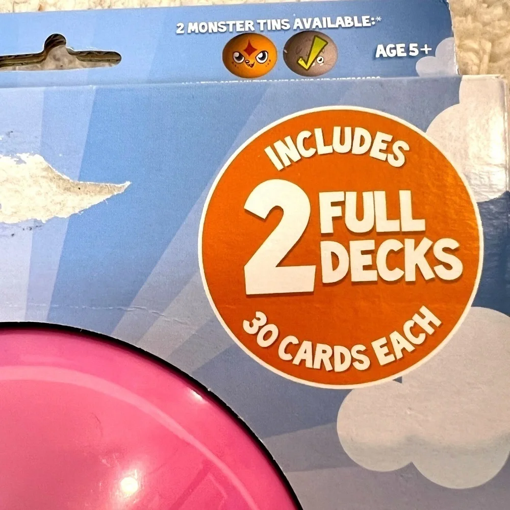 Top Trumps Moshi Monsters Collectible Monster Tin - Poppet Edition